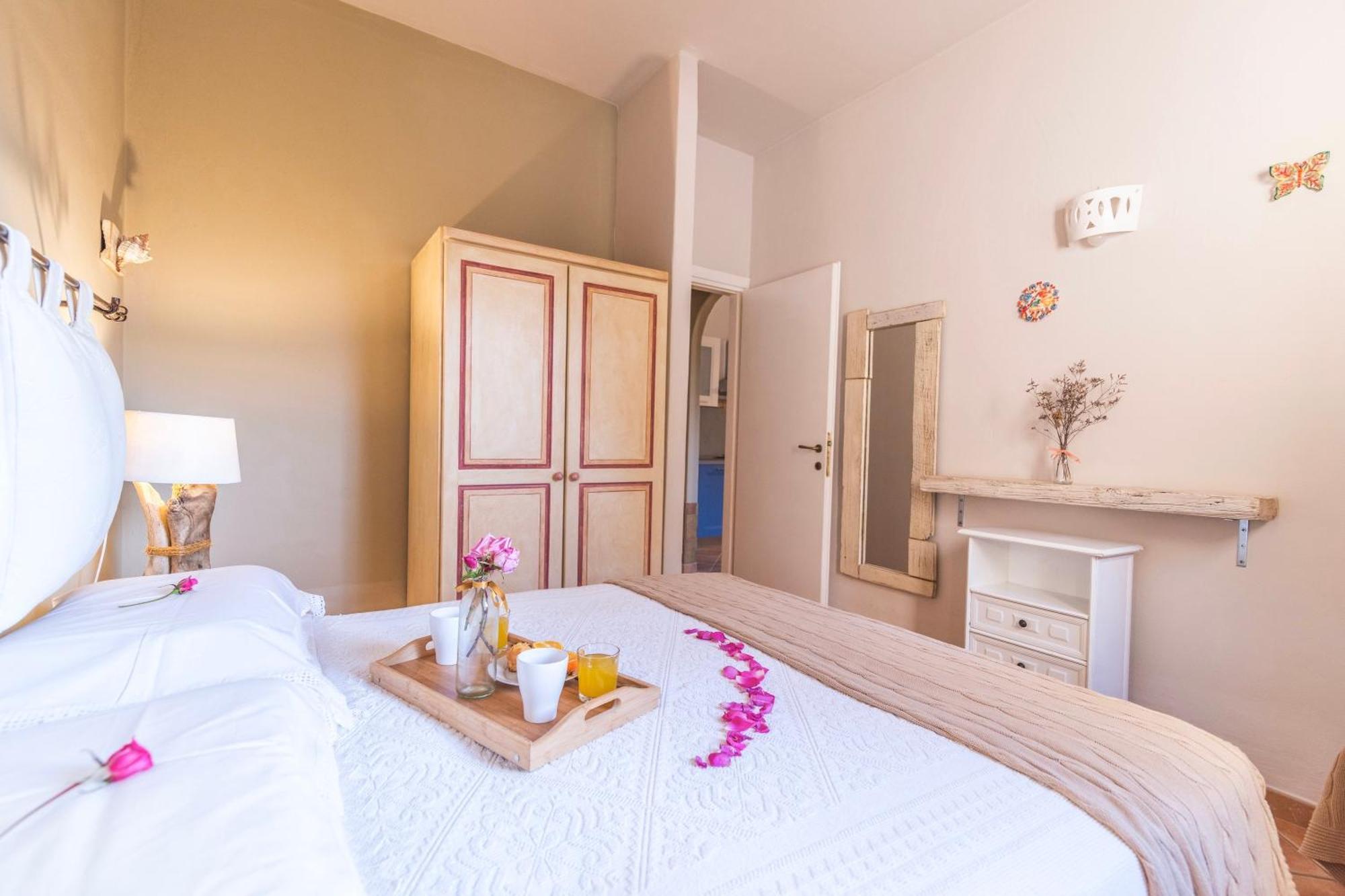 La Dimora Di Amaranta Appartement Baja Sardinia Buitenkant foto